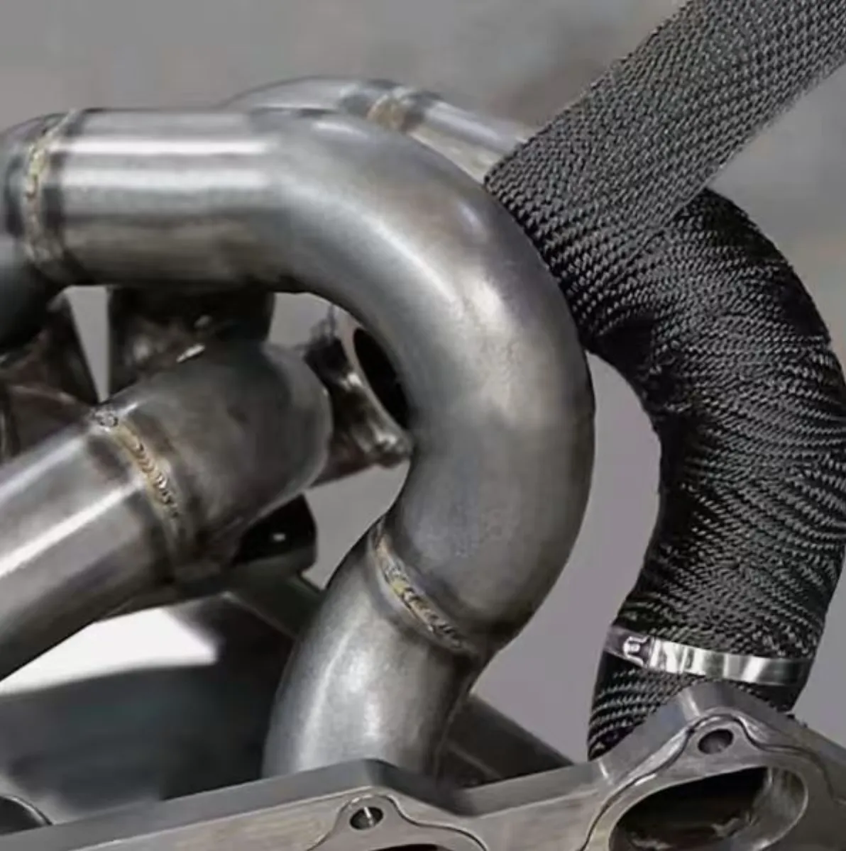 New energy vehicle fiberglass applications